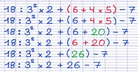 Résolution des calculs au sein des parenthèses en priorité : (6 + 4 × 5).