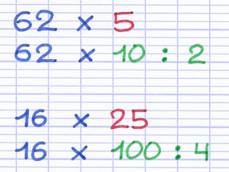 Transformation du deuxième facteur en division : 62×5 devient 62×10÷2, et 16×25 devient 16×100÷4.